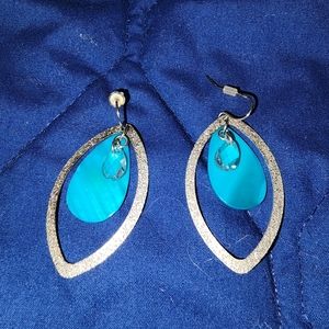 Light, silver/turquoise earrings to shine